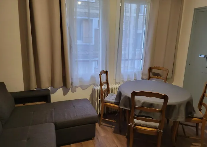 홈스테이 2 Chez L'habitant *